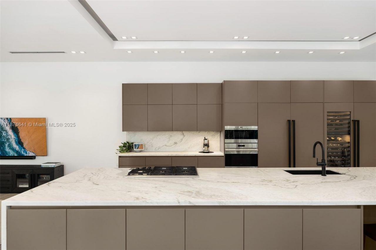 2321 Trapp Ave, Coconut Grove, FL 33133 Photo