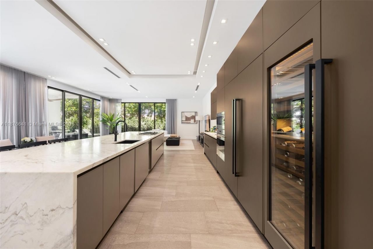 2321 Trapp Ave, Coconut Grove, FL 33133 Photo