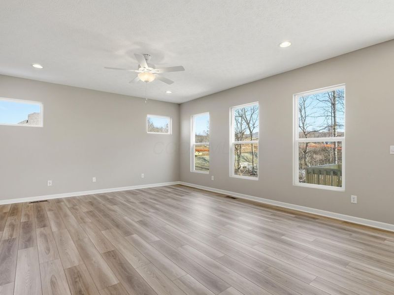 413 Fannin Drive, Pataskala, OH 43062 Photo 11