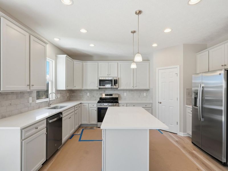 413 Fannin Drive, Pataskala, OH 43062 Photo 15