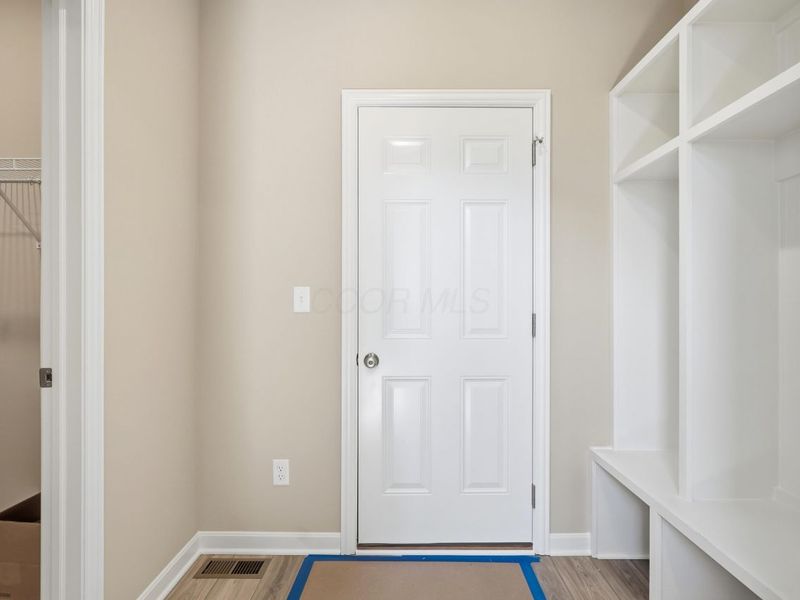 413 Fannin Drive, Pataskala, OH 43062 Photo 9