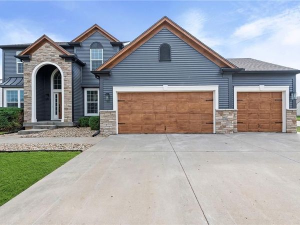 23509 W 93rd Street, Lenexa, KS 66227