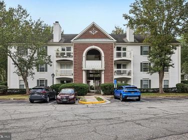 5707 OLDE MILL COURT, Unit 111, ALEXANDRIA, VA 22309