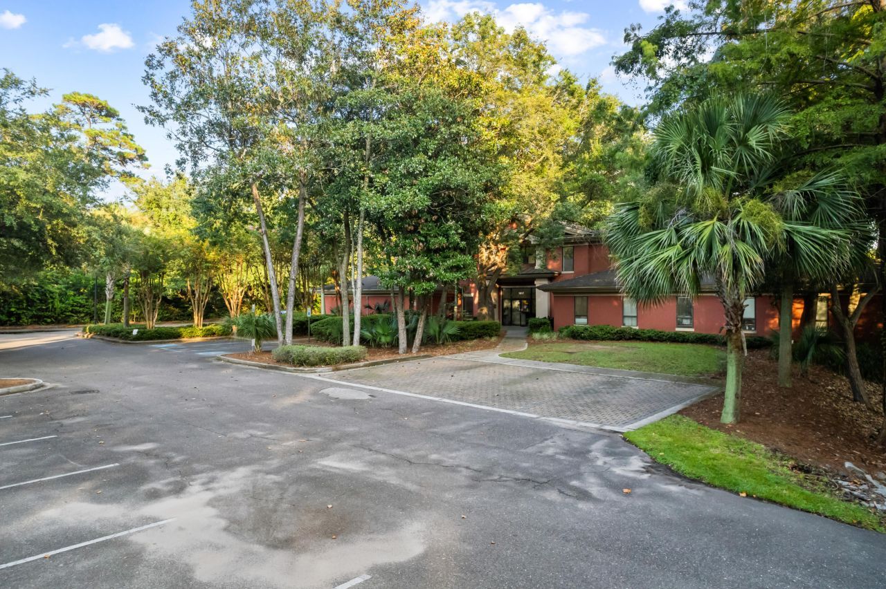 1017 Chuck Dawley Boulevard Photo 10