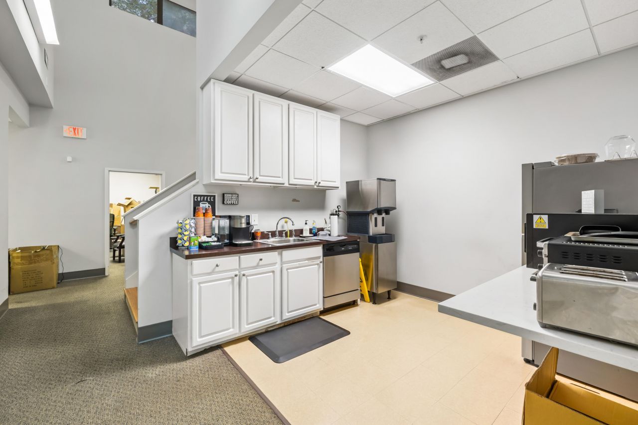 1017 Chuck Dawley Boulevard Photo 19