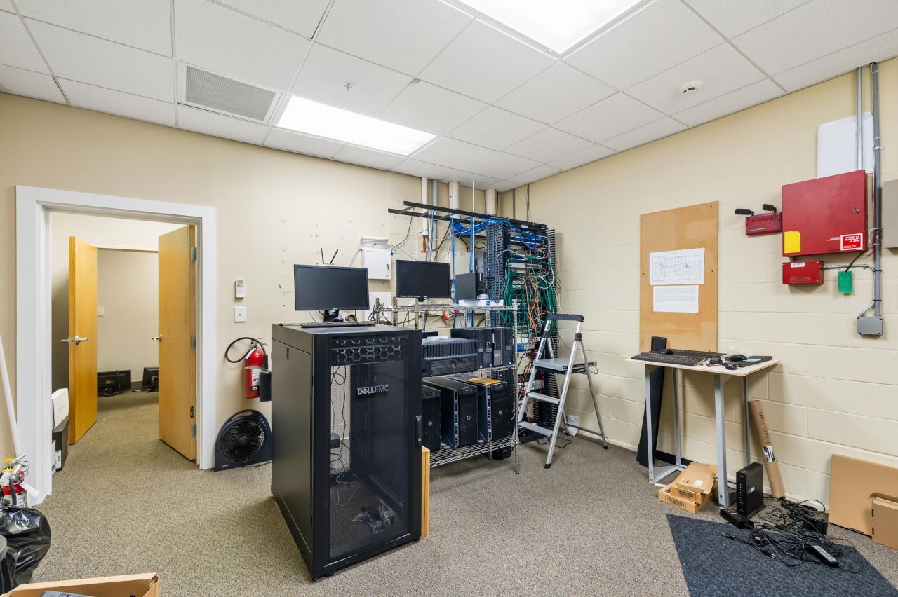 1017 Chuck Dawley Boulevard Photo 25