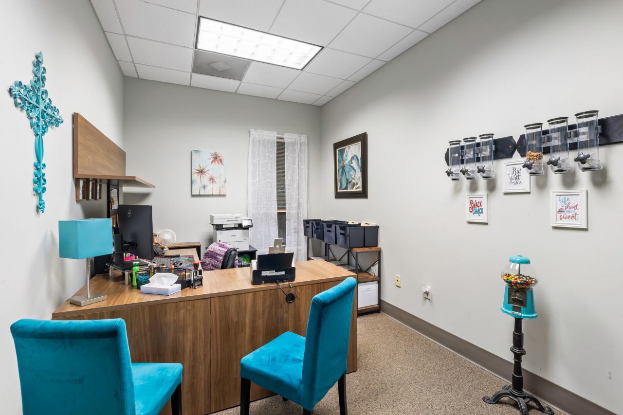 1017 Chuck Dawley Boulevard Photo 47