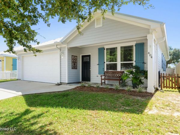 404 Ramaux Street, Bay Saint Louis, MS 39520