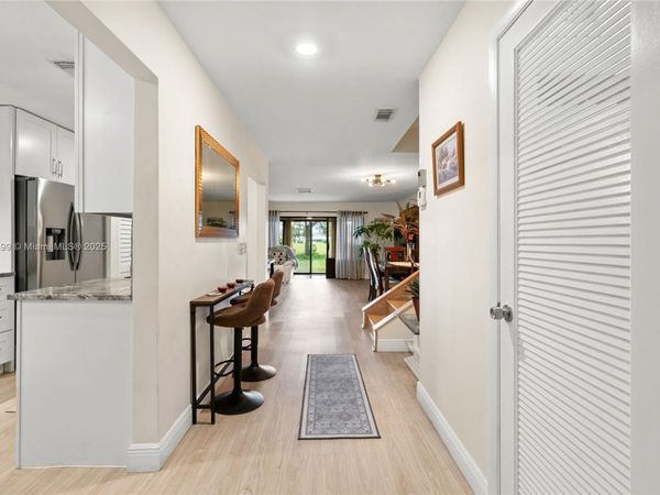 9286 Vista Del Lago, Unit G, Boca Raton, FL 33428