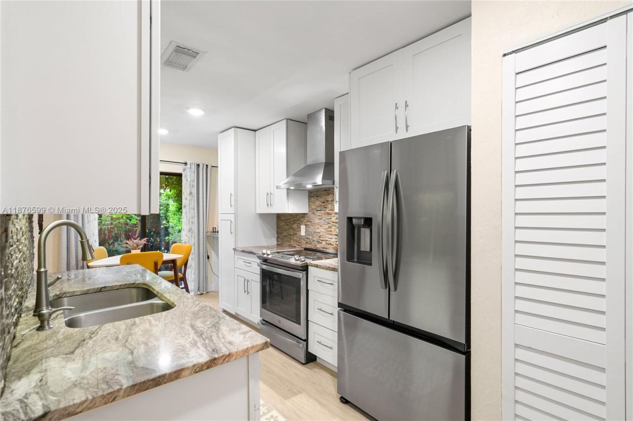 9286 Vista Del Lago, Unit G, Boca Raton, FL 33428 Photo