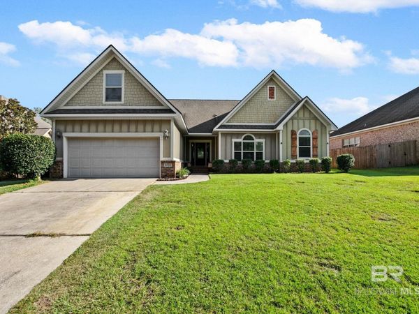 8735 Bainbridge Drive, Daphne, AL 36526