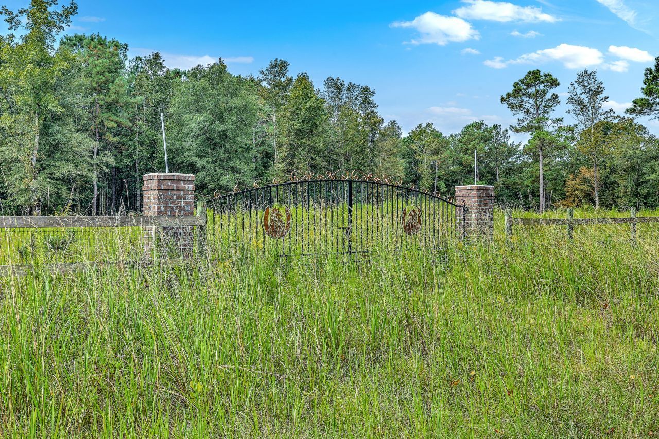 00 Belfast Avenue Photo 2