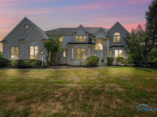 7439 Lock Mill Court, Maumee, OH 43537