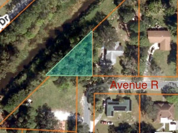 Tbd Avenue R, Fort Pierce, FL 34945