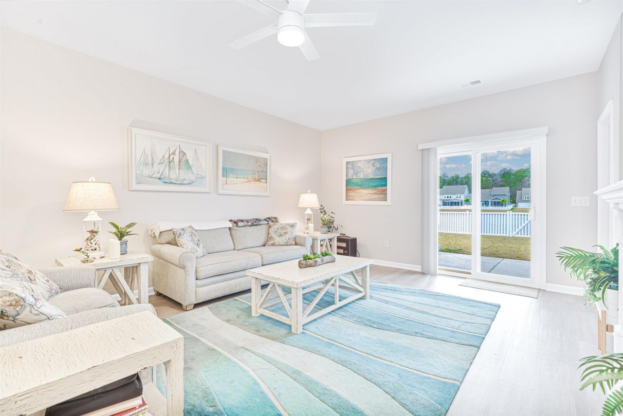 8196 Forest Edge Dr. Photo 10