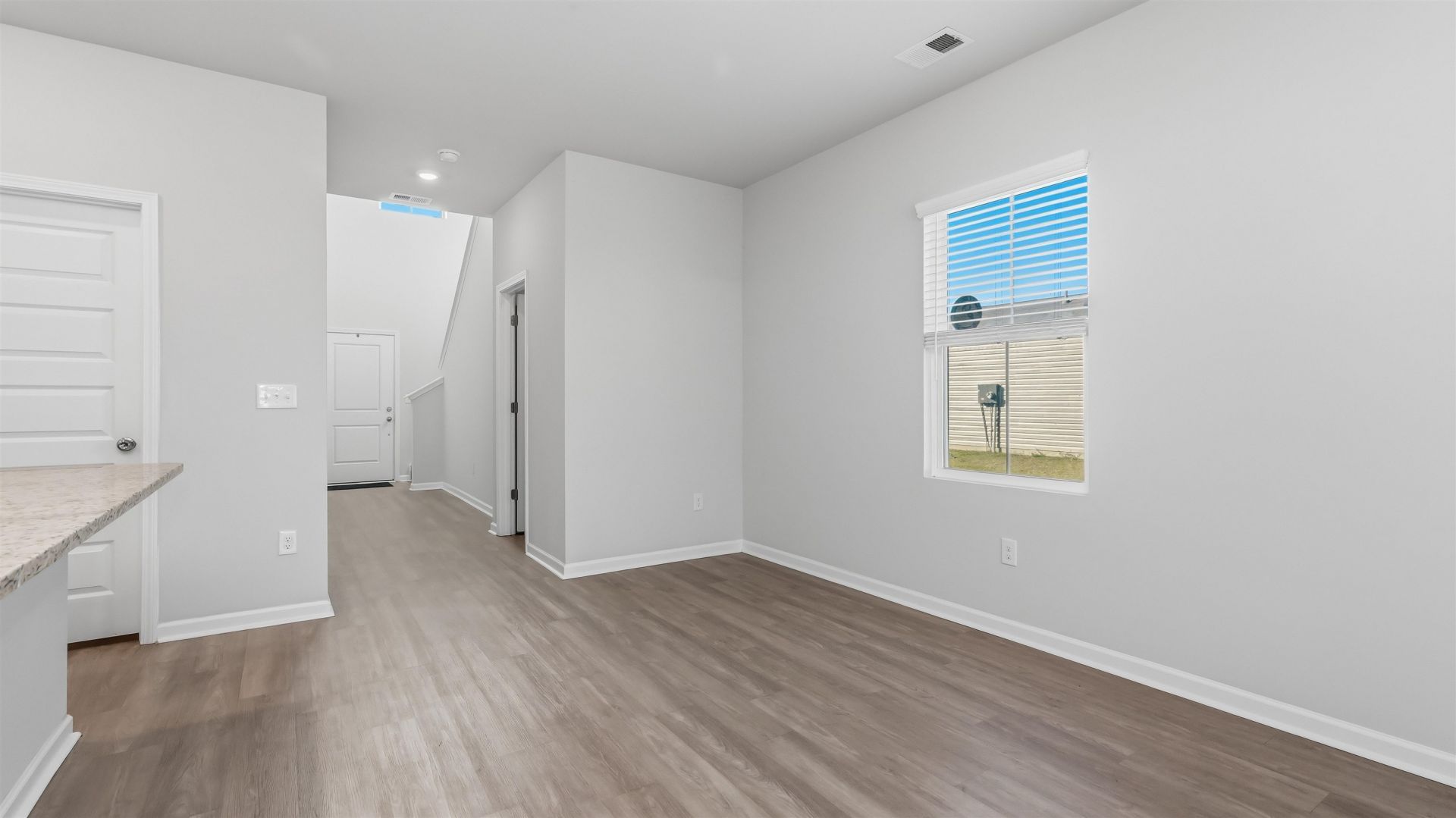 8196 Forest Edge Dr. Photo 13