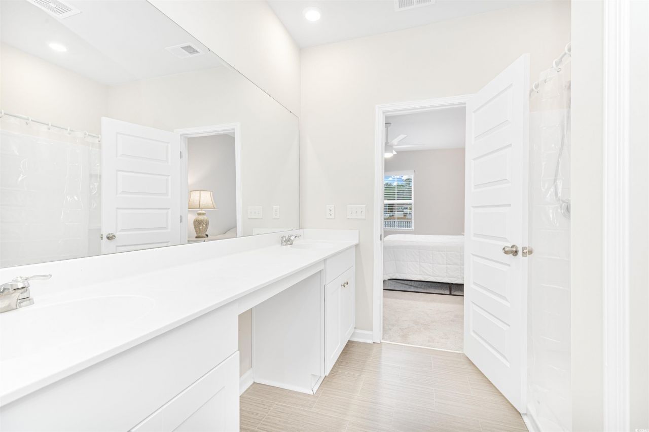 8196 Forest Edge Dr. Photo 19