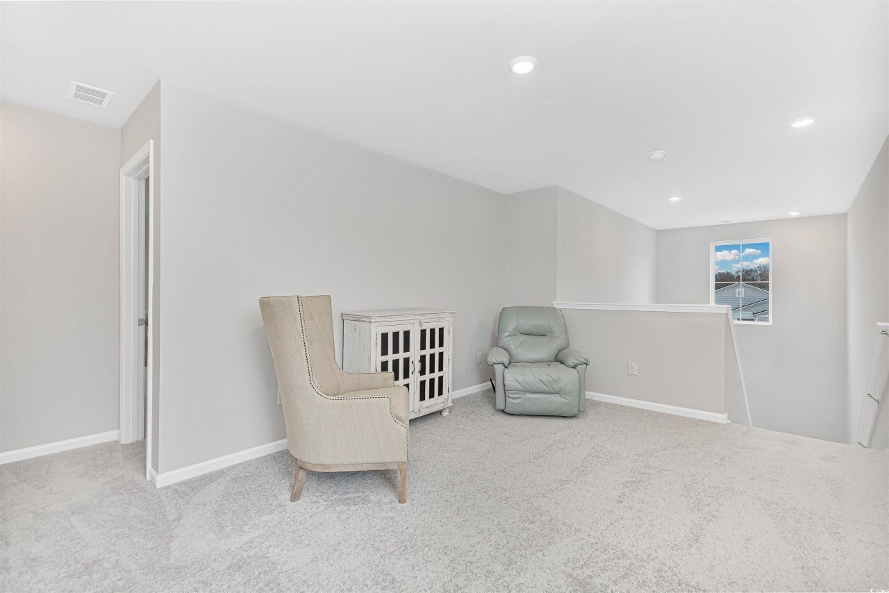 8196 Forest Edge Dr. Photo 20