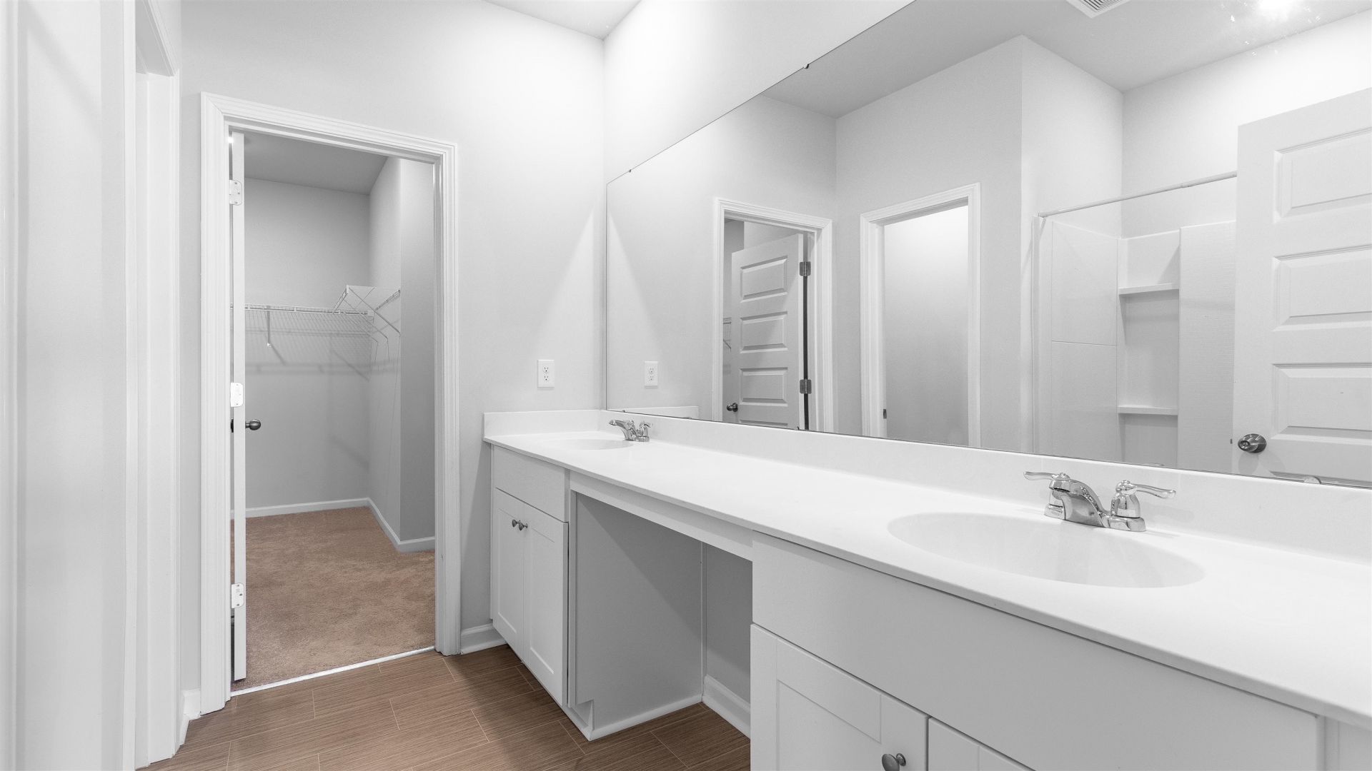 8196 Forest Edge Dr. Photo 24