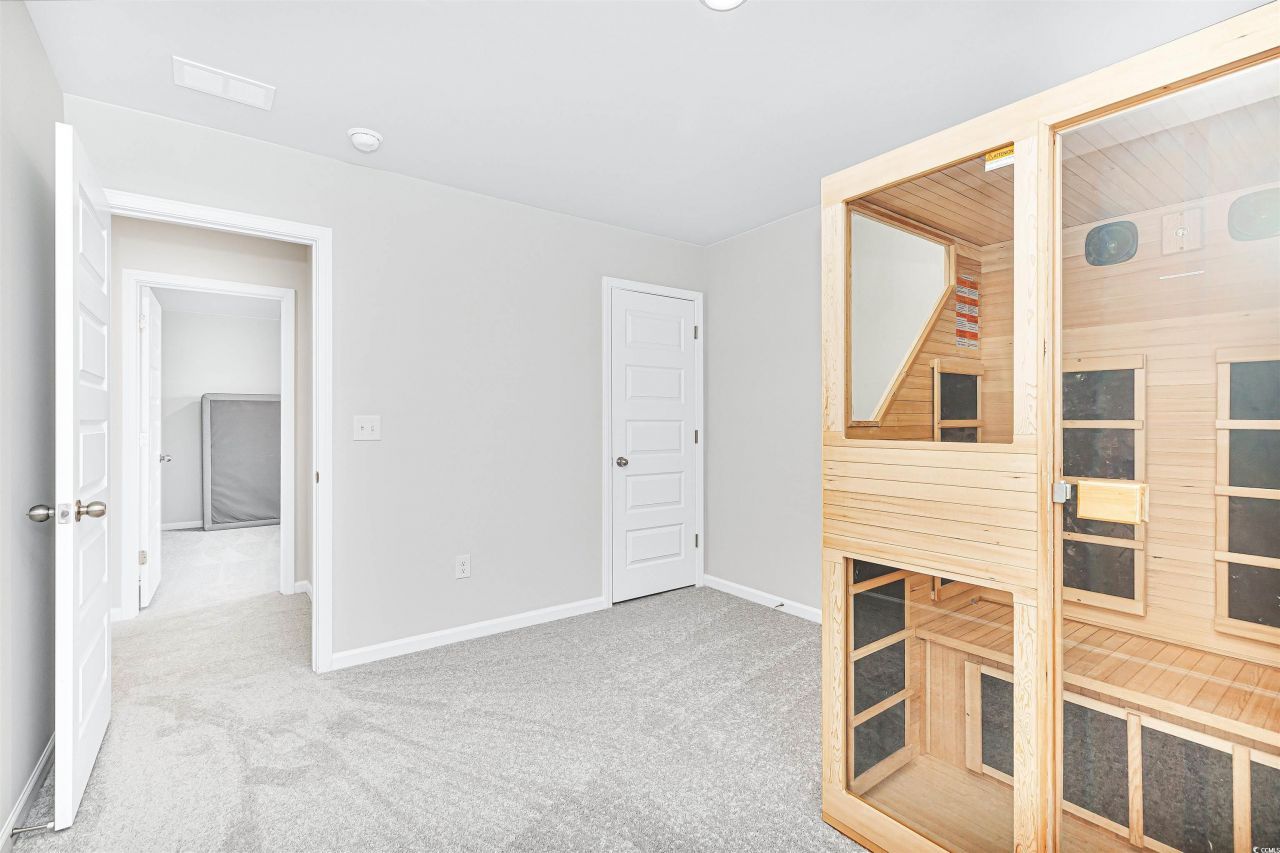 8196 Forest Edge Dr. Photo 29