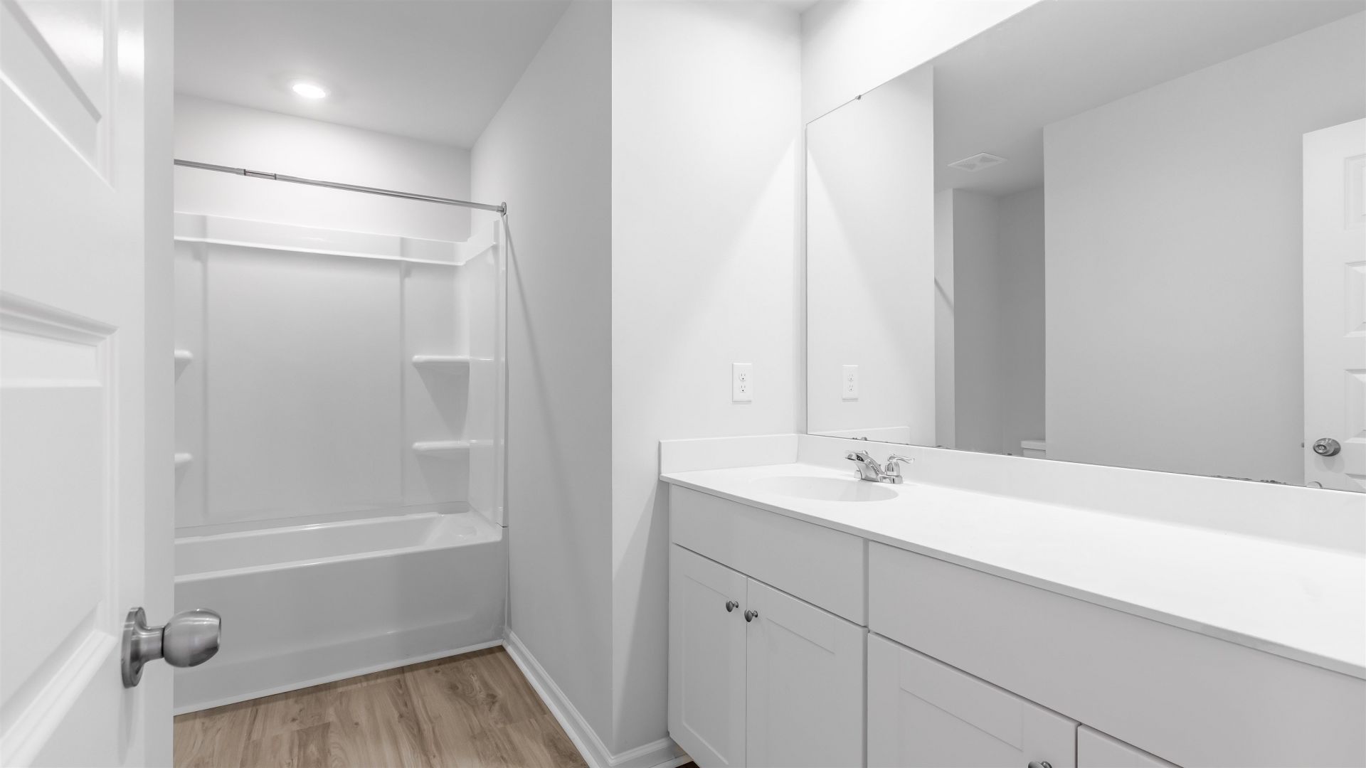 8196 Forest Edge Dr. Photo 35