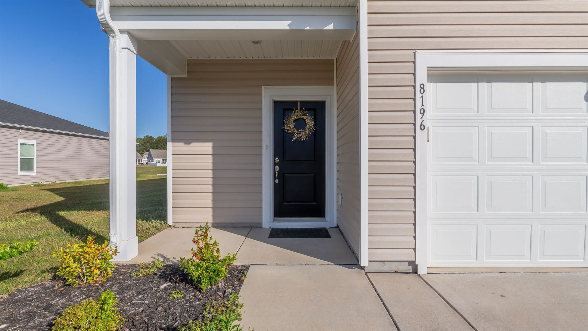 8196 Forest Edge Dr. Photo 4