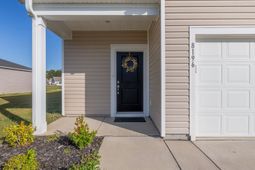 8196 Forest Edge Dr. photo 4