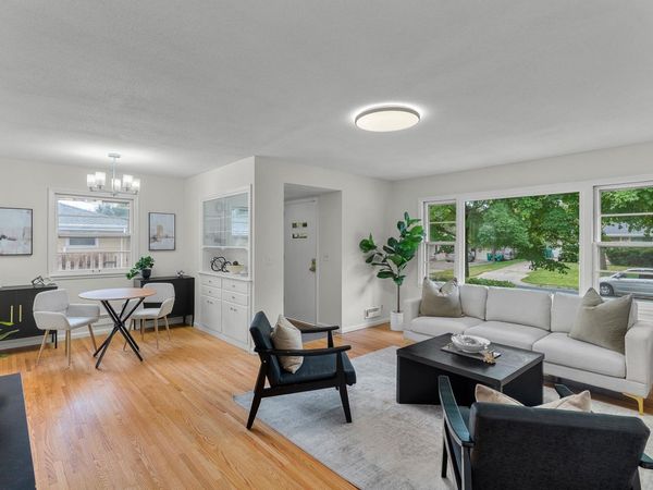 2812 64th Avenue N, Brooklyn Center, MN 55430