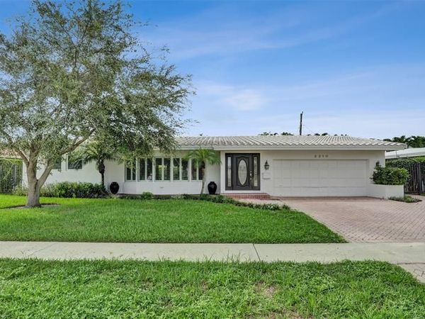 2210 NE 61st Ct, Fort Lauderdale, FL 33308