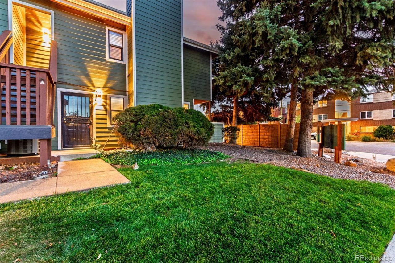 540 S Forest Street, Unit 1-104, Denver, CO 80246 Main Photo
