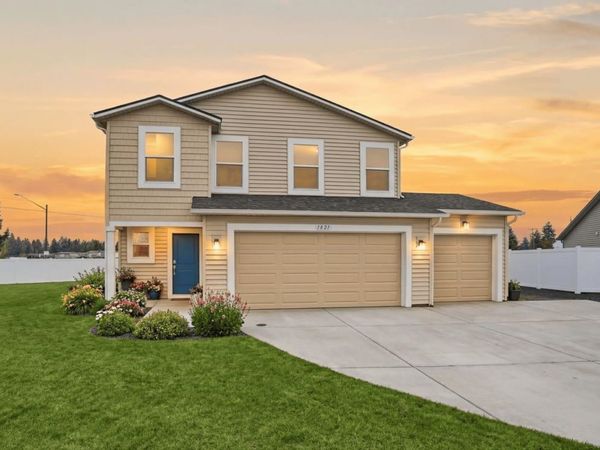 1821 E A St, Deer Park, WA 99006