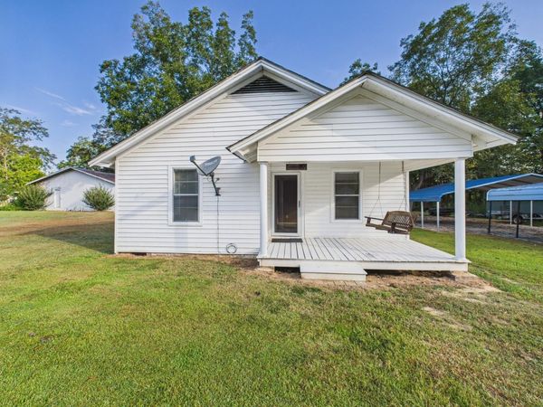 839 Cal-Kolola Rd, Caledonia, MS 39740