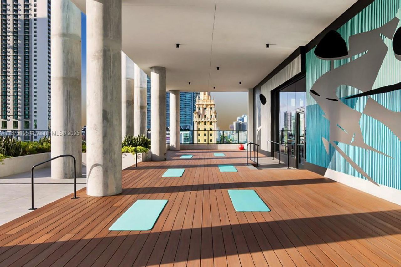 398 NE 5th St, Unit 2111, Miami, FL 33132 Photo