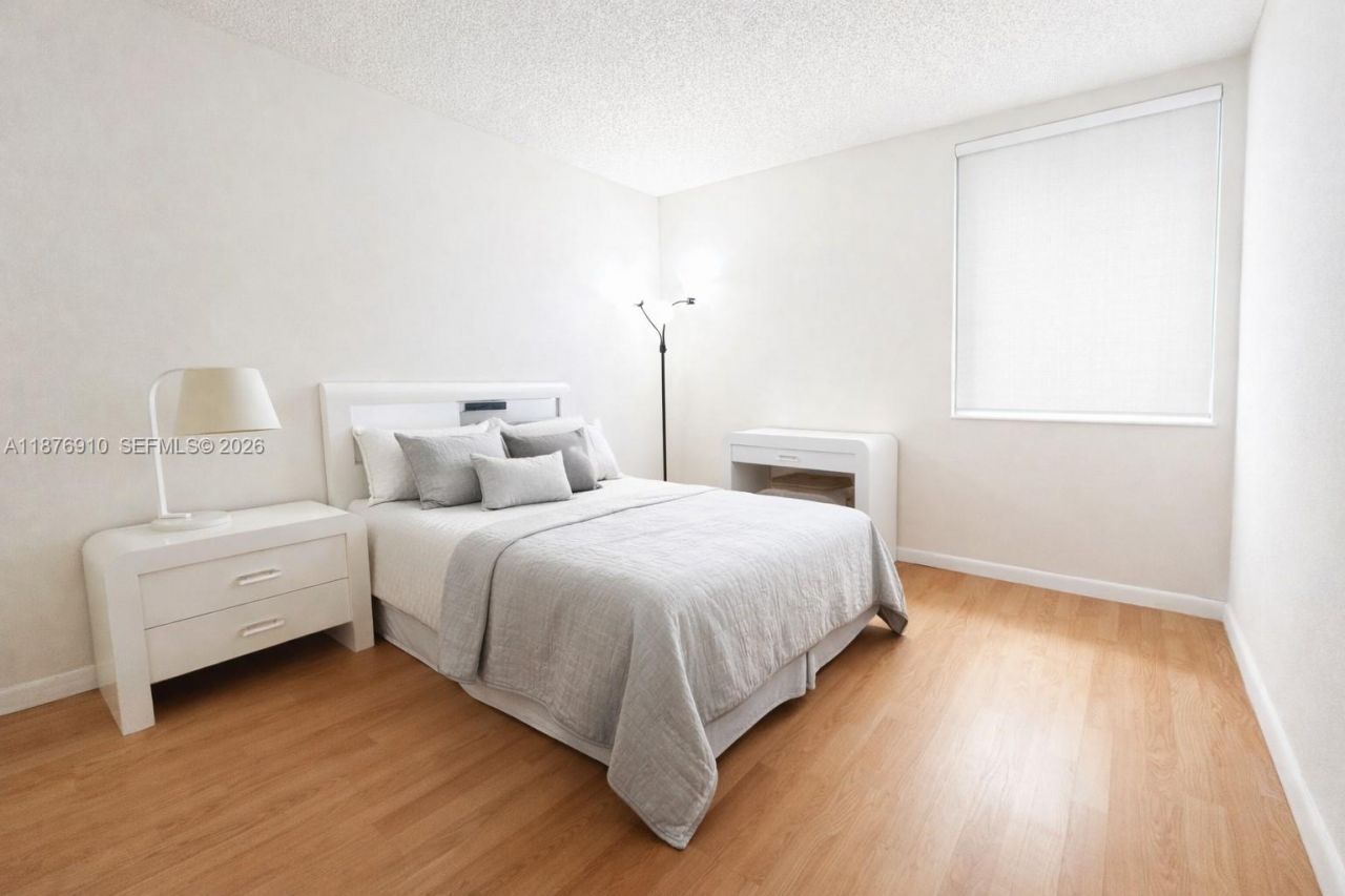 20401 NE 30th Ave, Unit 310-8, Aventura, FL 33180 Photo