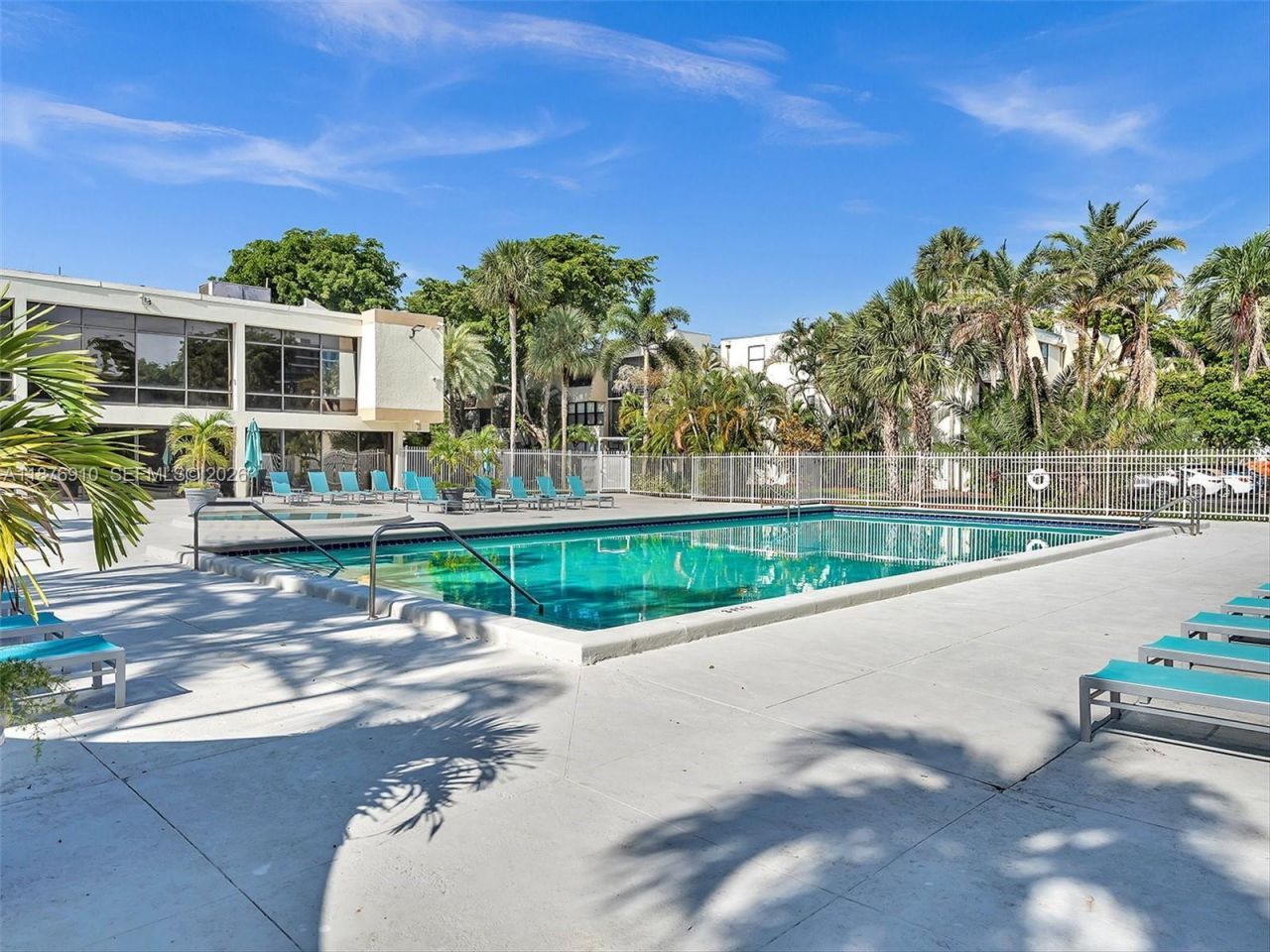 20401 NE 30th Ave, Unit 310-8, Aventura, FL 33180 Photo