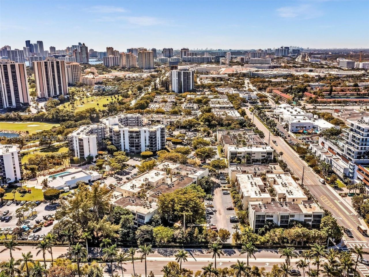 20401 NE 30th Ave, Unit 310-8, Aventura, FL 33180 Photo