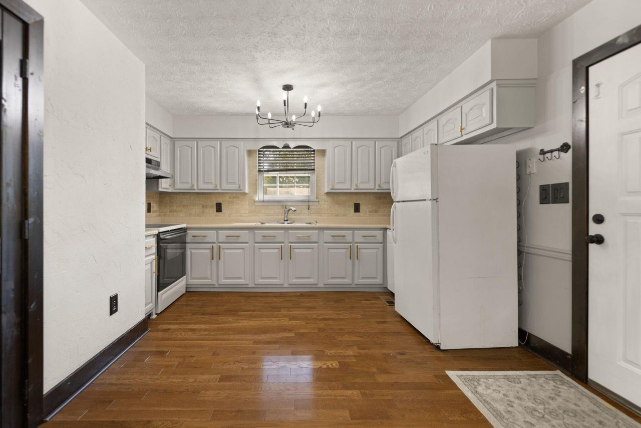 15 Reece Boulevard, Pineville, KY 40977