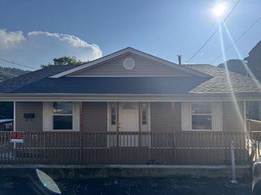 2514 Smith Lane, Jackson, KY 41339