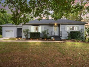 376 E French Avenue, Burnside, KY 42519