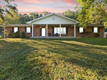 89 Big Windy Lane, Dunnville, KY 42528