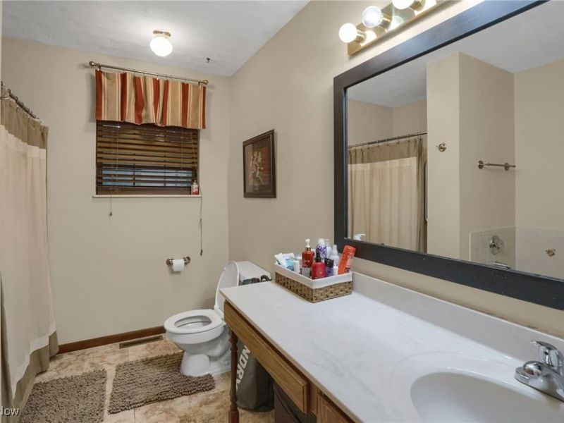 353 Bass Lane, Senecaville, OH 43780 Photo 12