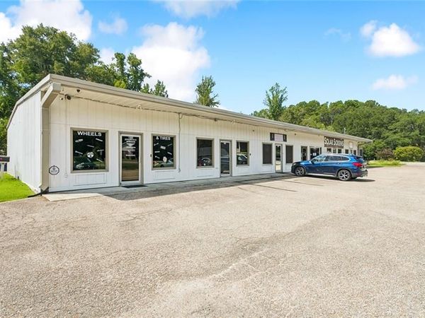 1365-1389 W GAUSE Boulevard, Slidell, LA 70458