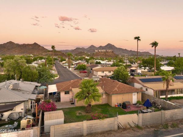 8514 N 8TH Street, Phoenix, AZ 85020