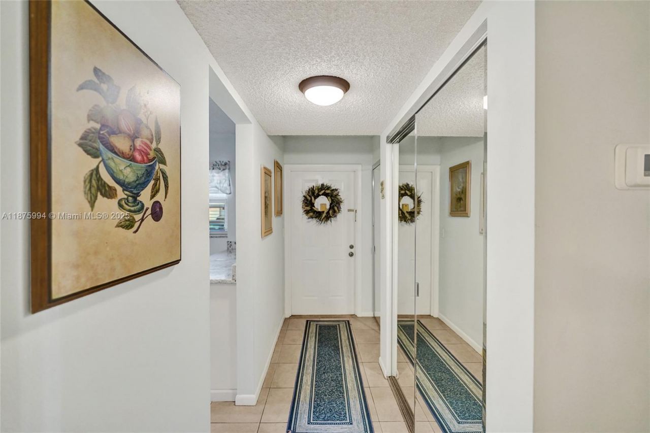 2975 SW 22nd Ave, Unit 102, Delray Beach, FL 33445 Photo