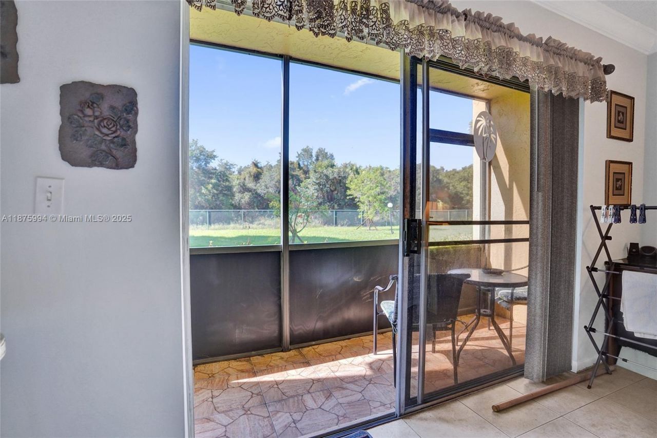 2975 SW 22nd Ave, Unit 102, Delray Beach, FL 33445 Photo