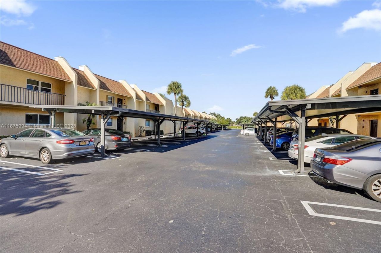 2975 SW 22nd Ave, Unit 102, Delray Beach, FL 33445 Photo