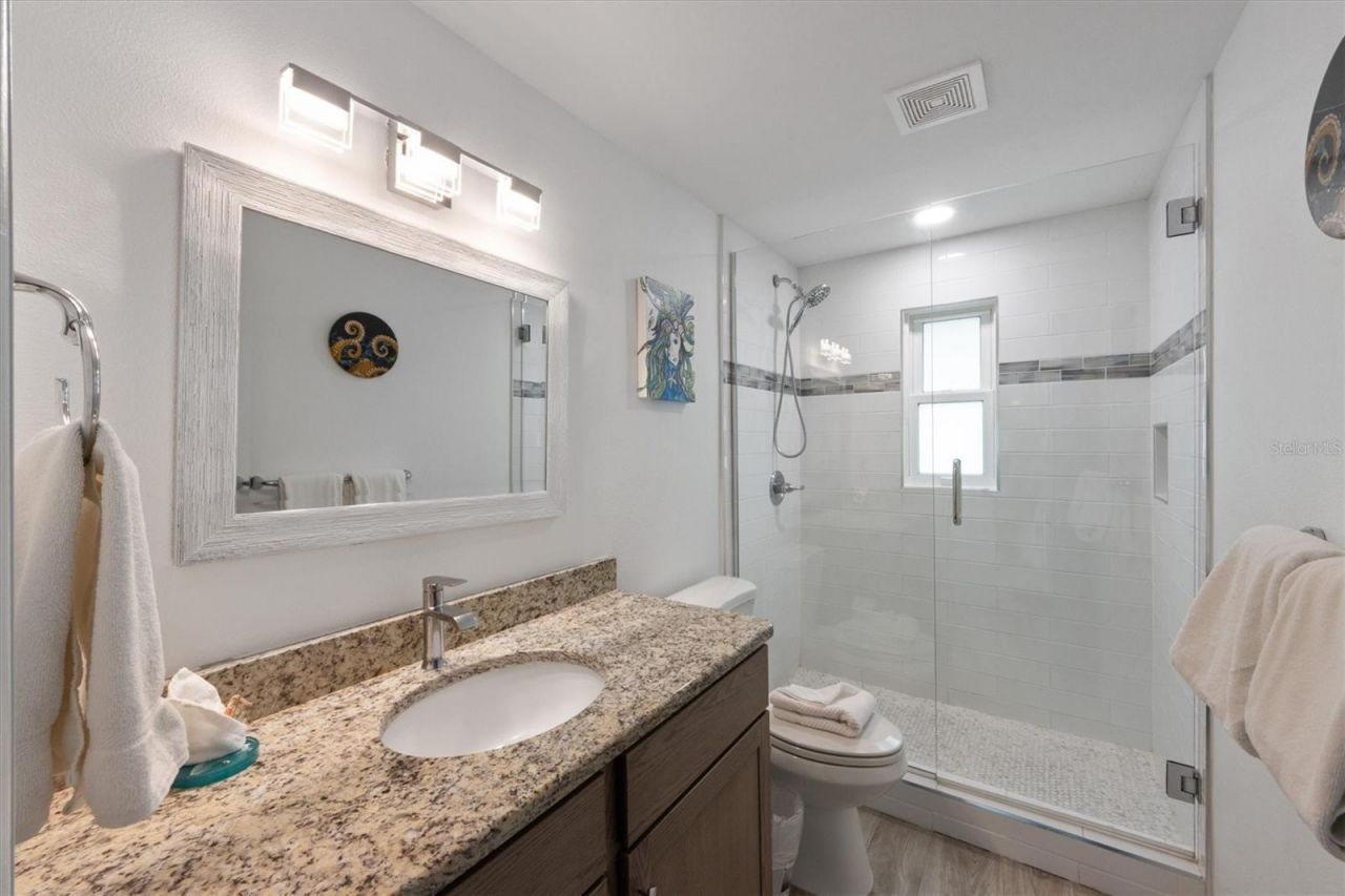 6808 Palm Drive, Unit B, Holmes Beach, FL 34217 Photo