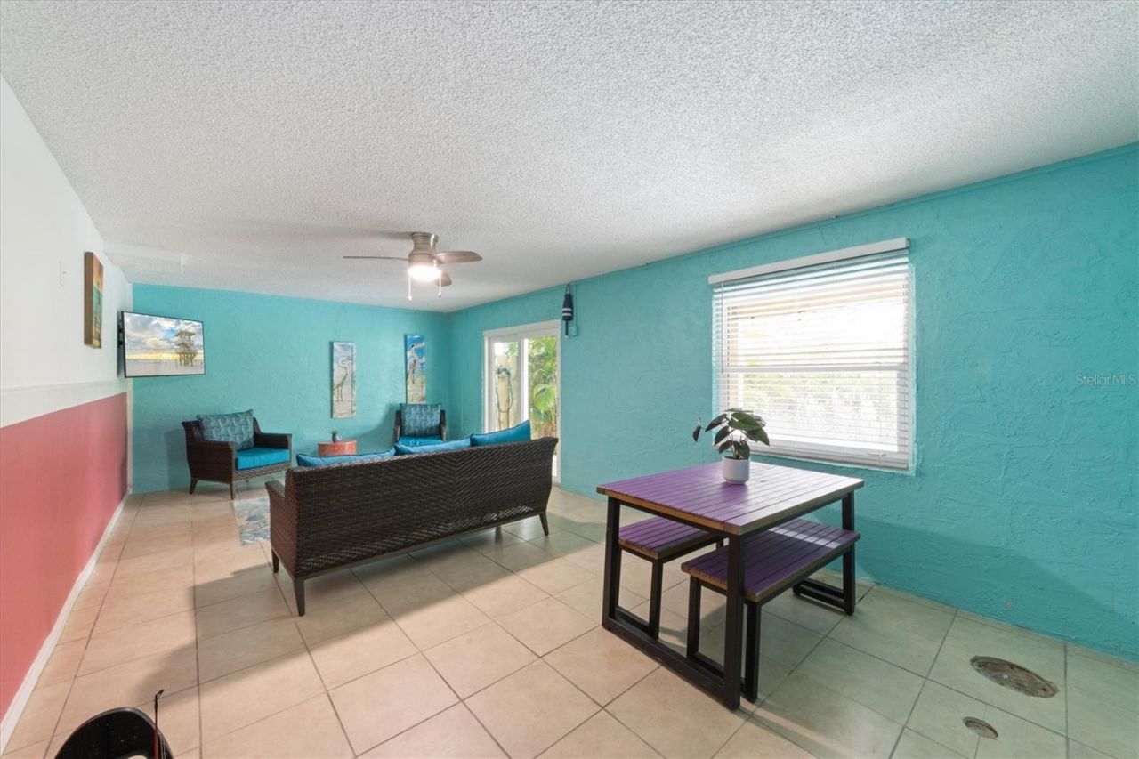 6808 Palm Drive, Unit B, Holmes Beach, FL 34217 Photo