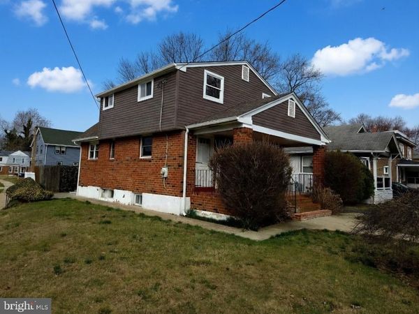 200 E ROLAND ROAD, BROOKHAVEN, PA 19015