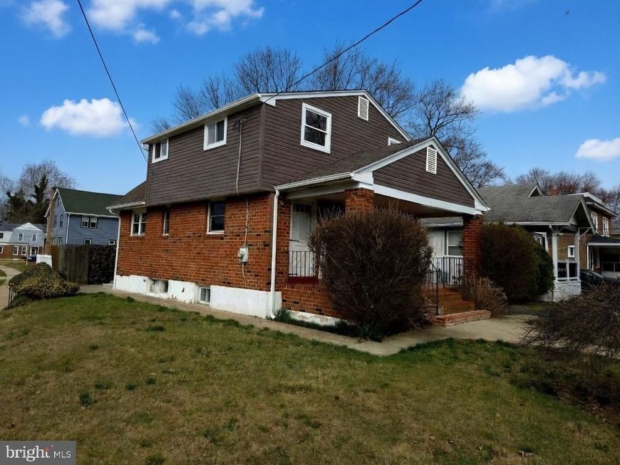 200 E Roland Road, Brookhaven, PA 19015 Main Photo